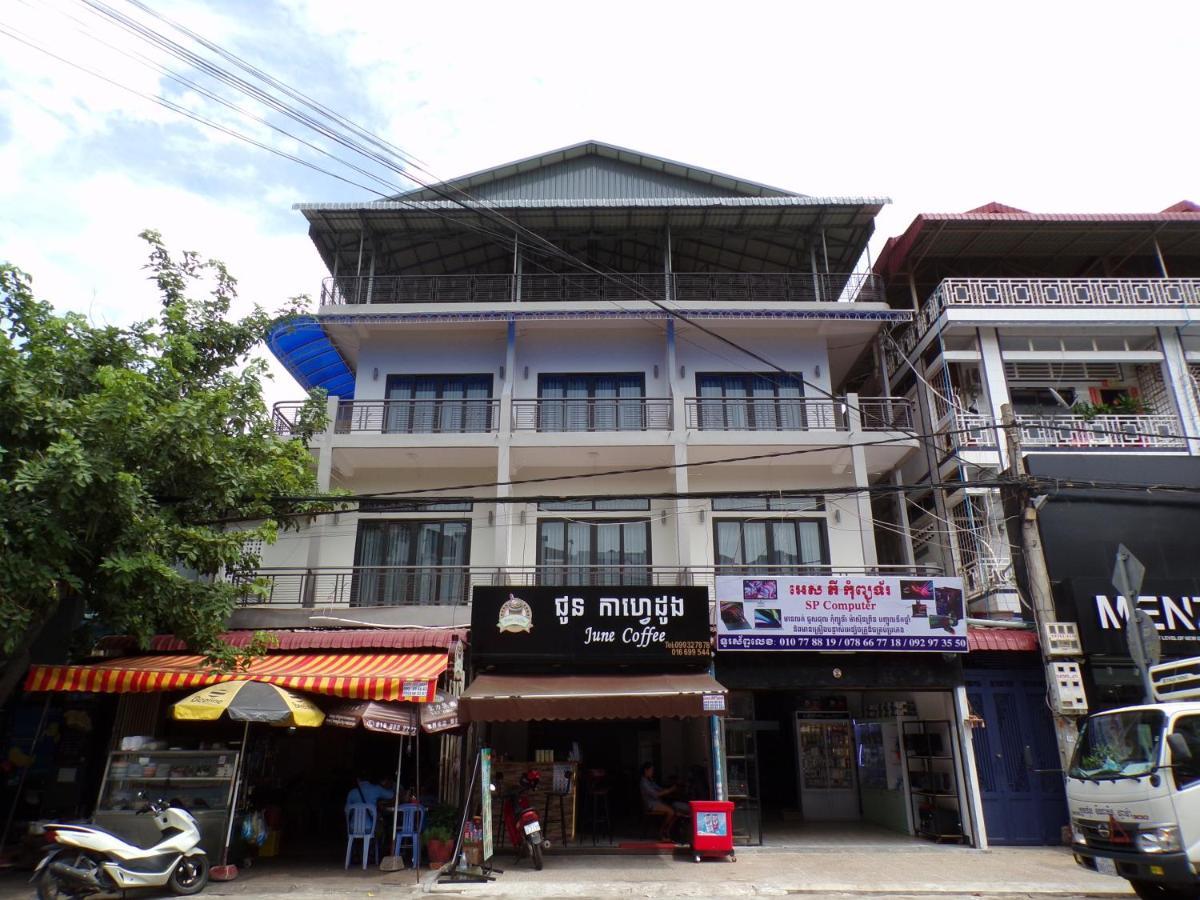 Ferienwohnung Ananta Aster Phnom Penh Exterior foto