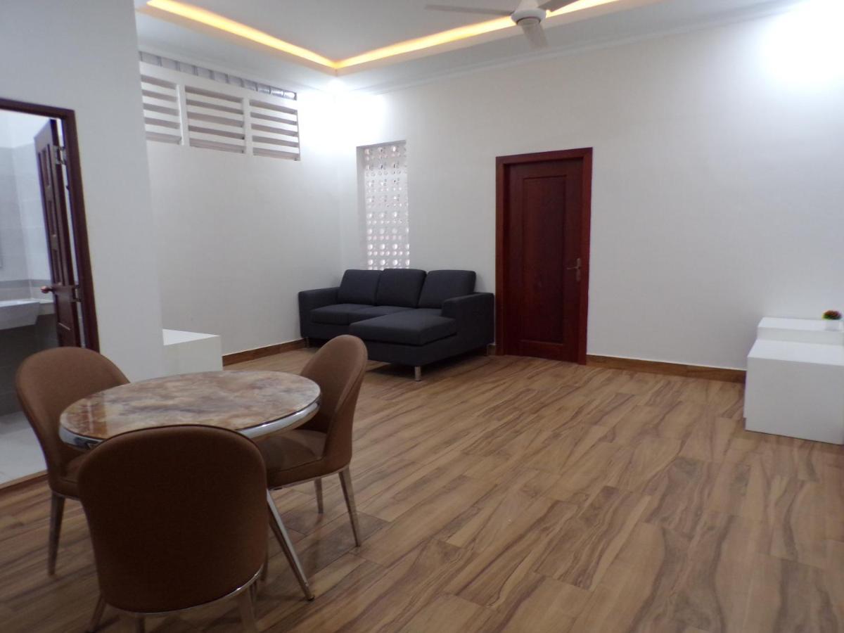 Ferienwohnung Ananta Aster Phnom Penh Exterior foto