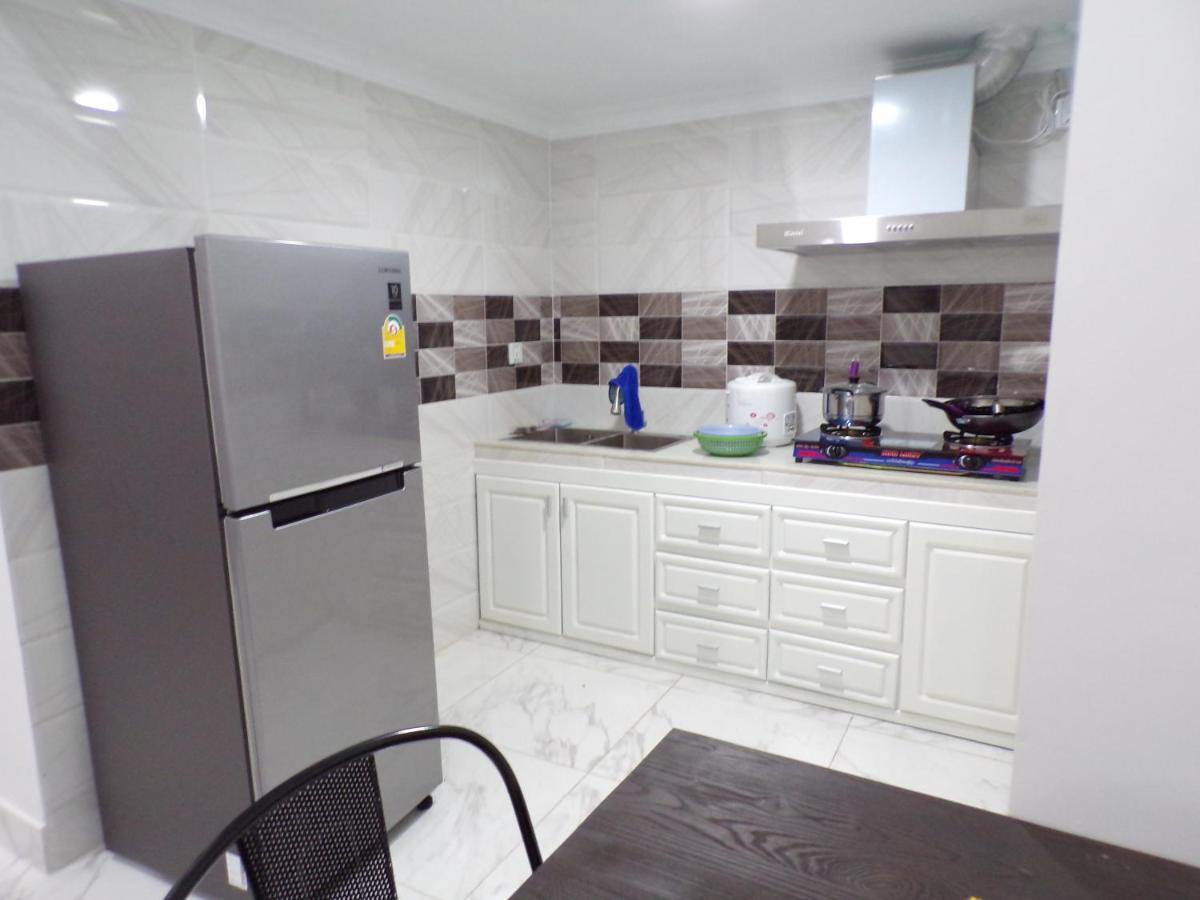 Ferienwohnung Ananta Aster Phnom Penh Exterior foto